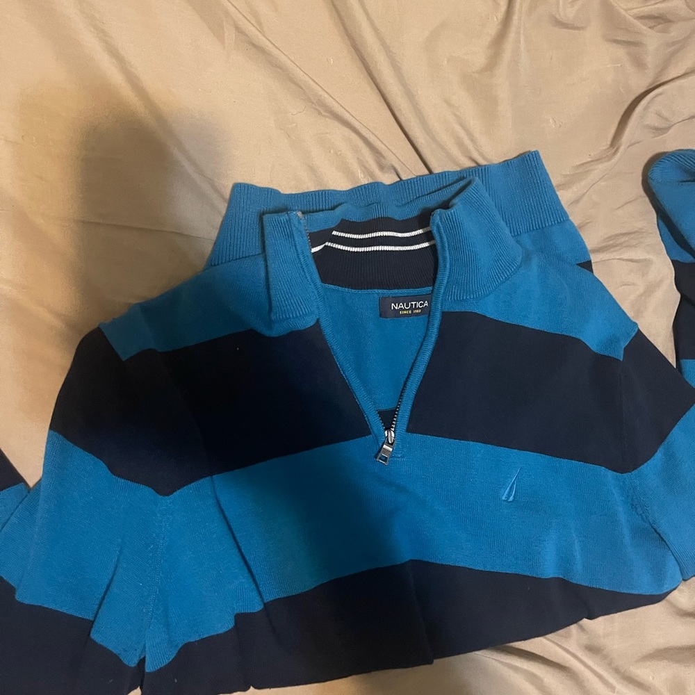 Vintage Nautica pullover - Picture 3 of 3